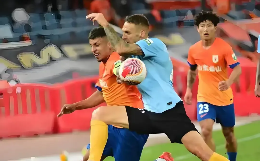 华体会网址 -加时末段体能课后，罗马内部沟通备战中超，悬念犹存，球队文化再被提及(周四003欧罗巴费内巴切vs曼联)