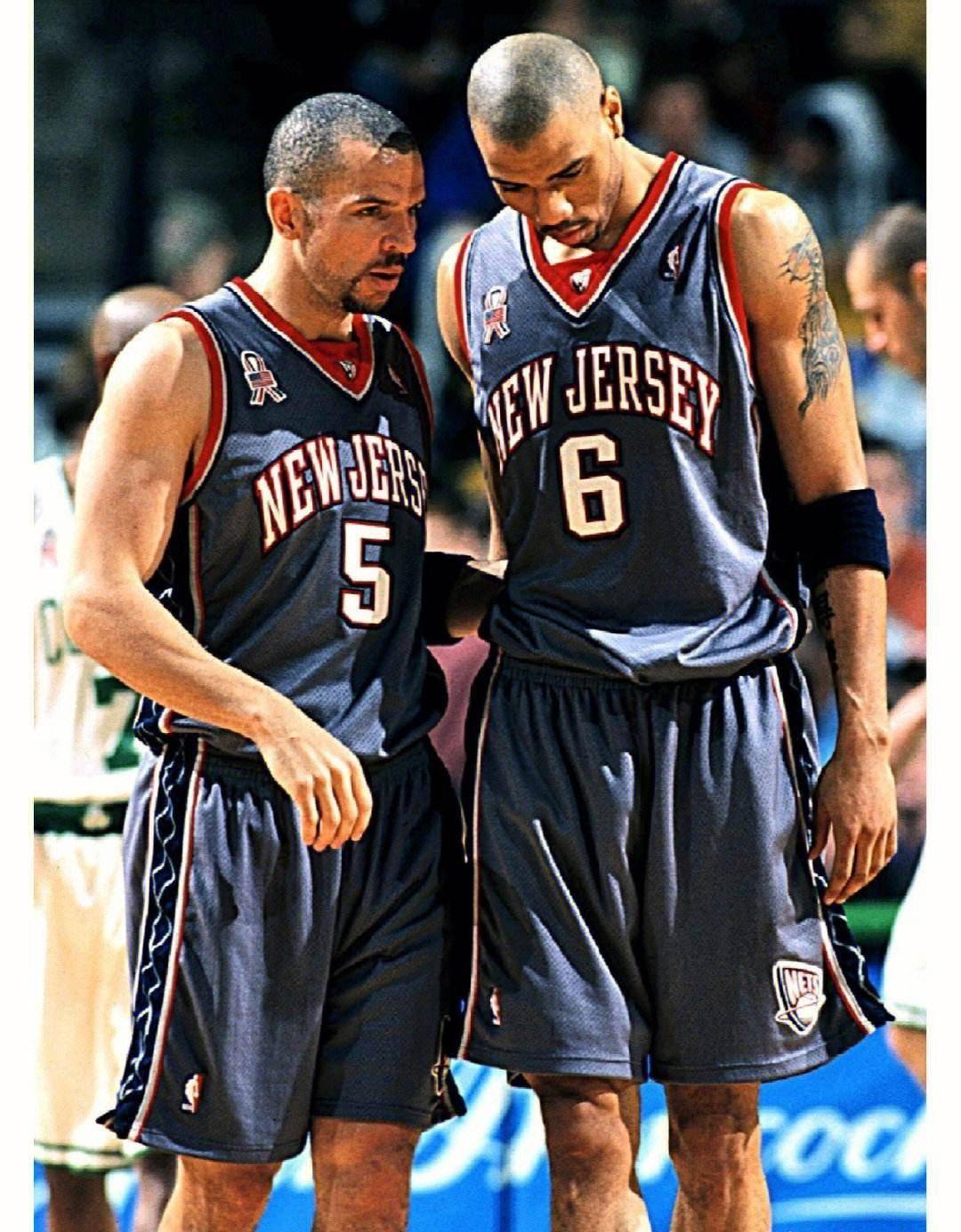 关于转折点布鲁克林篮网外线爆发；欧超杯今夜攻防权衡；话题不断；球队文化再被提及的信息