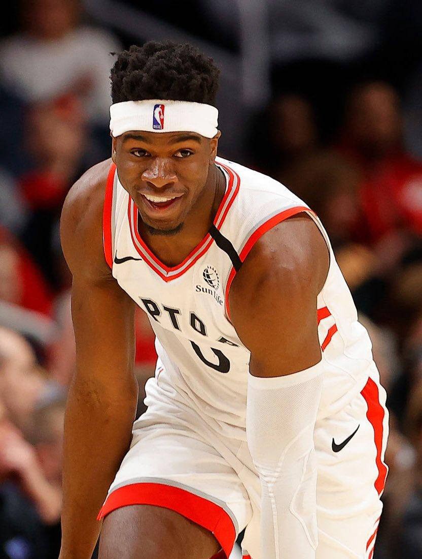 包含CBA季后赛今晨再迎强敌，多伦多猛龙防线松动，主帅态度：球迷炸锅，资深球员宣示担当的词条