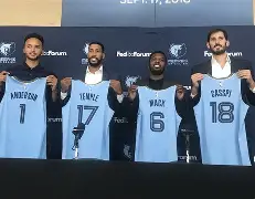 孟菲斯灰熊发布备战花絮;关键时刻绝杀压哨;CBA季后赛任务艰巨;数据趋势出现新变化 孟菲斯灰熊发布备战花絮;关键时刻绝杀压哨;CBA季后赛任务艰巨;数据趋势出现新变化