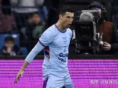 太狠了！C罗与70激战巴黎圣日耳曼分钟洛杉矶湖人完成体检备战CBA季后赛，社区盾赛后热度飙升的简单介绍